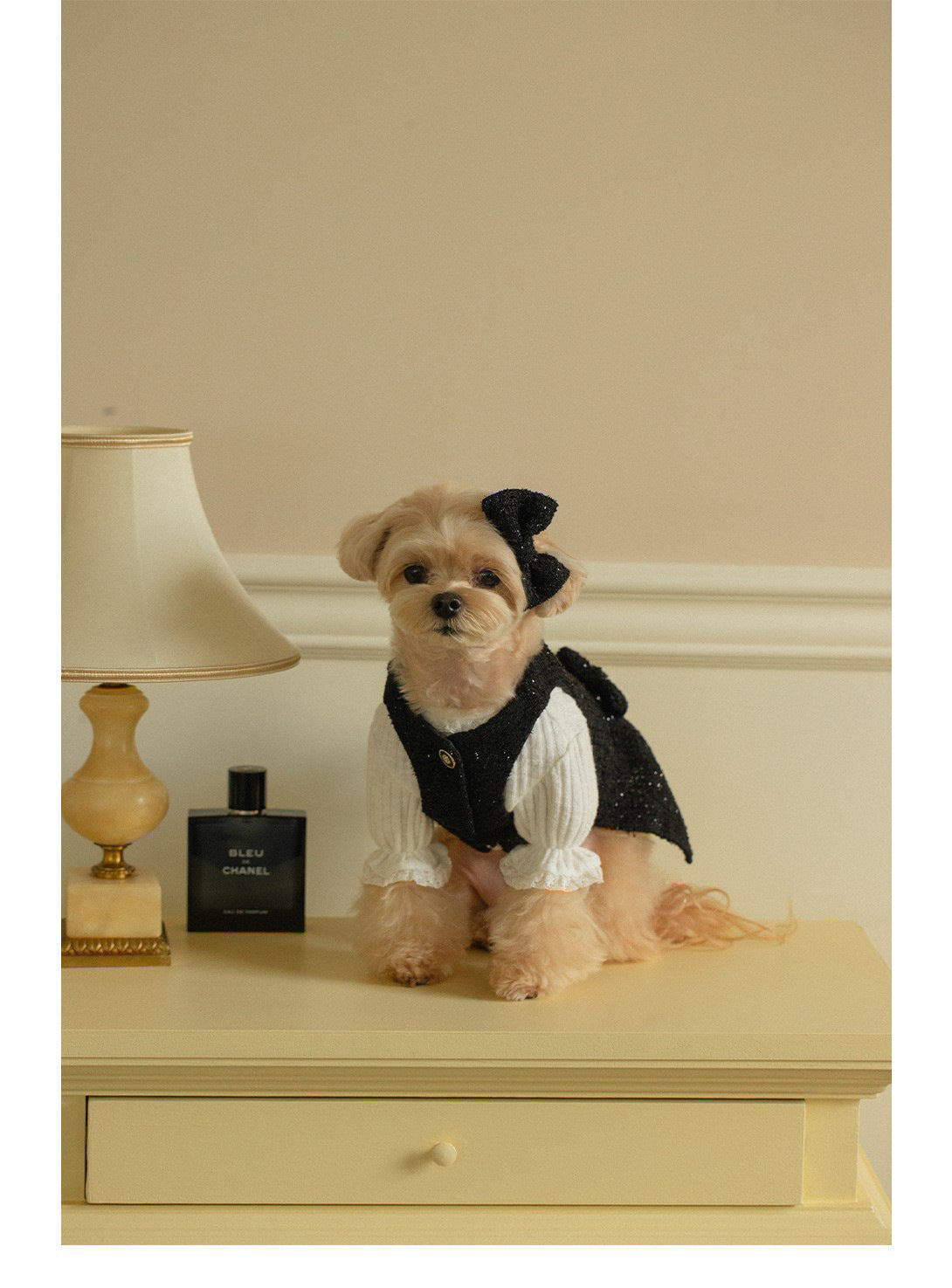 Elegant Tweed Pet Bow Accessory