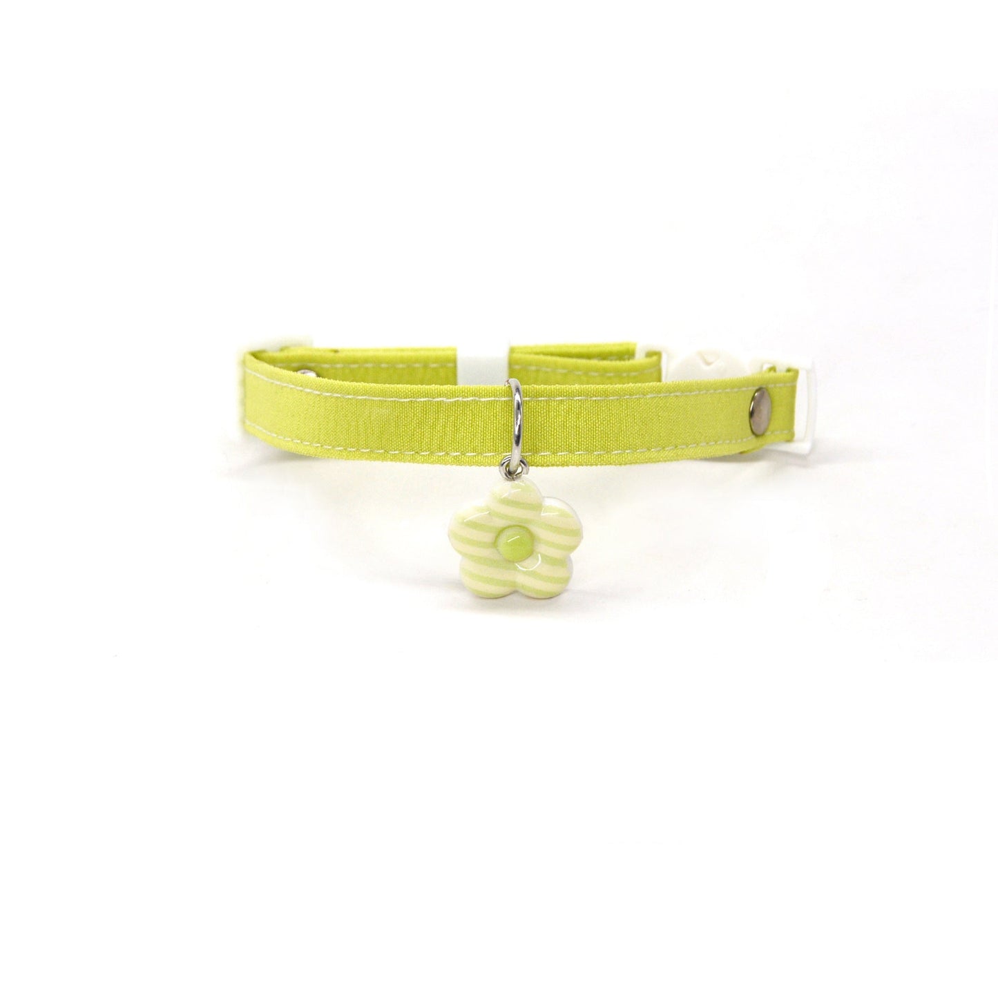 Floral Charm Pet Collar